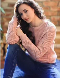 Elite escort service in Morshi for home and hotel visits